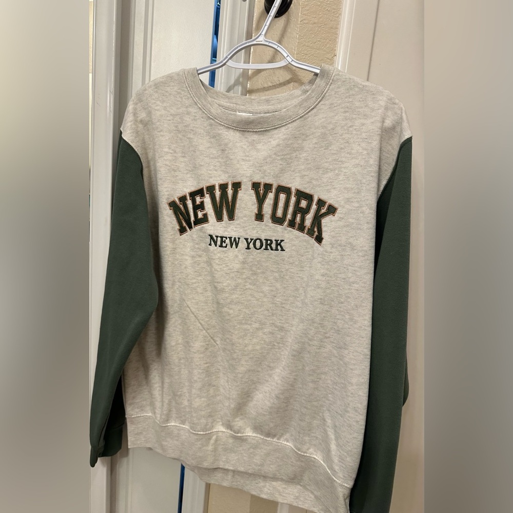 New York two-toned Sweatshirt